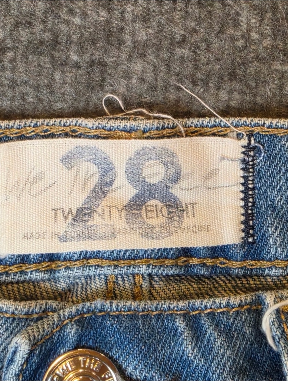 We The Free Good Luck Mid-Rise Barrel Jeans 28 Blue Denim Bohemian Hippie - Picture 14 of 15